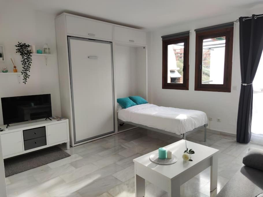 Apartamento Maika Benalsun Pueblo Evita Benalmádena Exterior photo